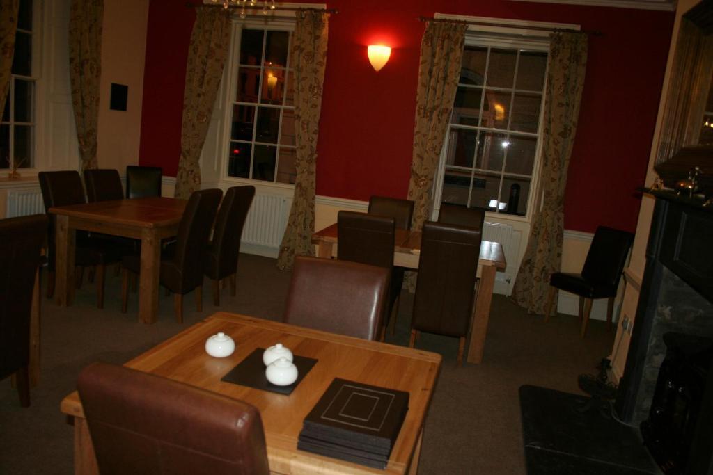 The Trewythen Hotel Llanidloes Eksteriør billede